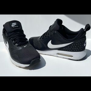 Nike ‘air max tavas’